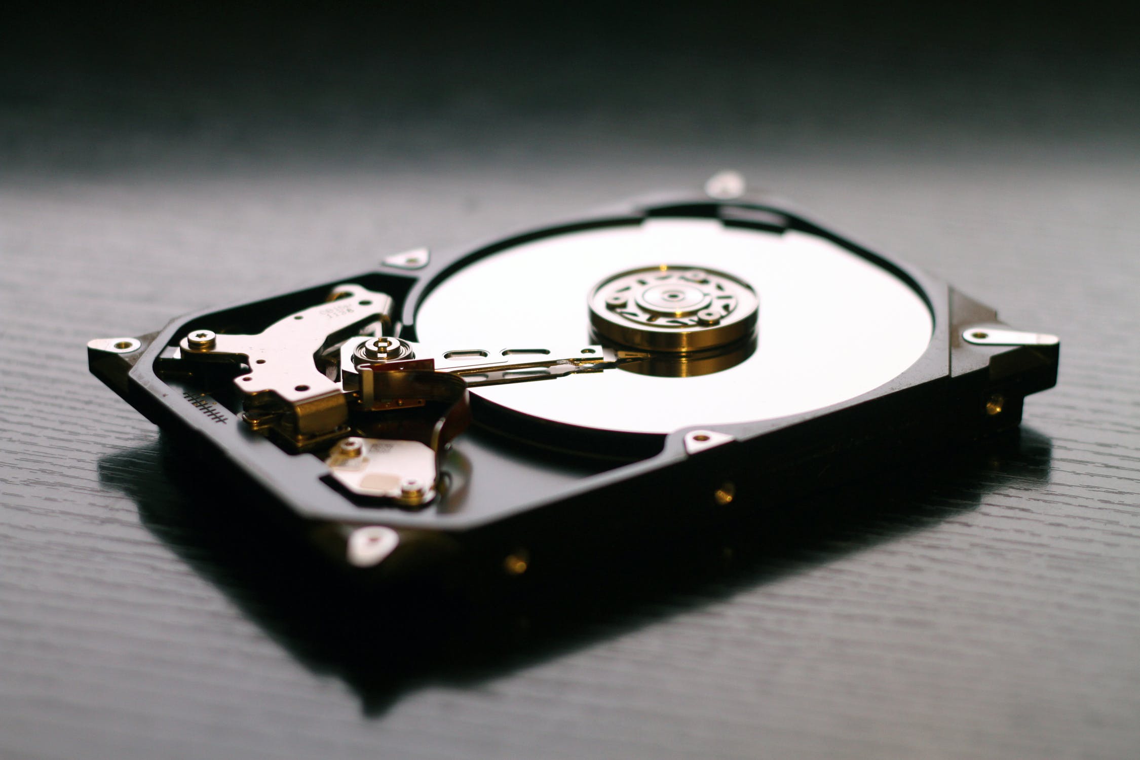 how to partition a hard drive windows 10
